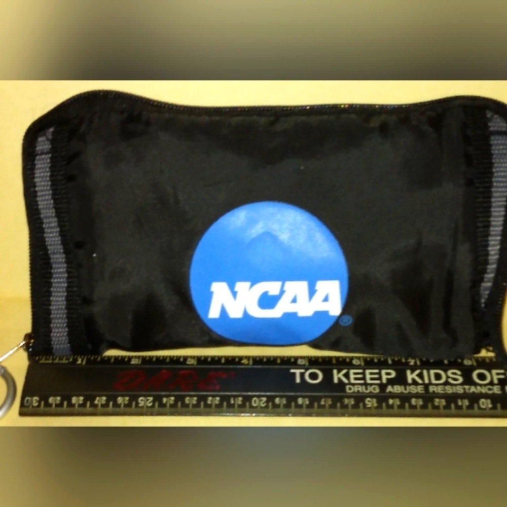 NCAA packable Tote Bag NWOT - Picture 6 of 15